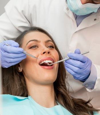 Cosmetic Dentistry Options for Adults with Busy Lifestyles 2 Dental Bonding Treatment